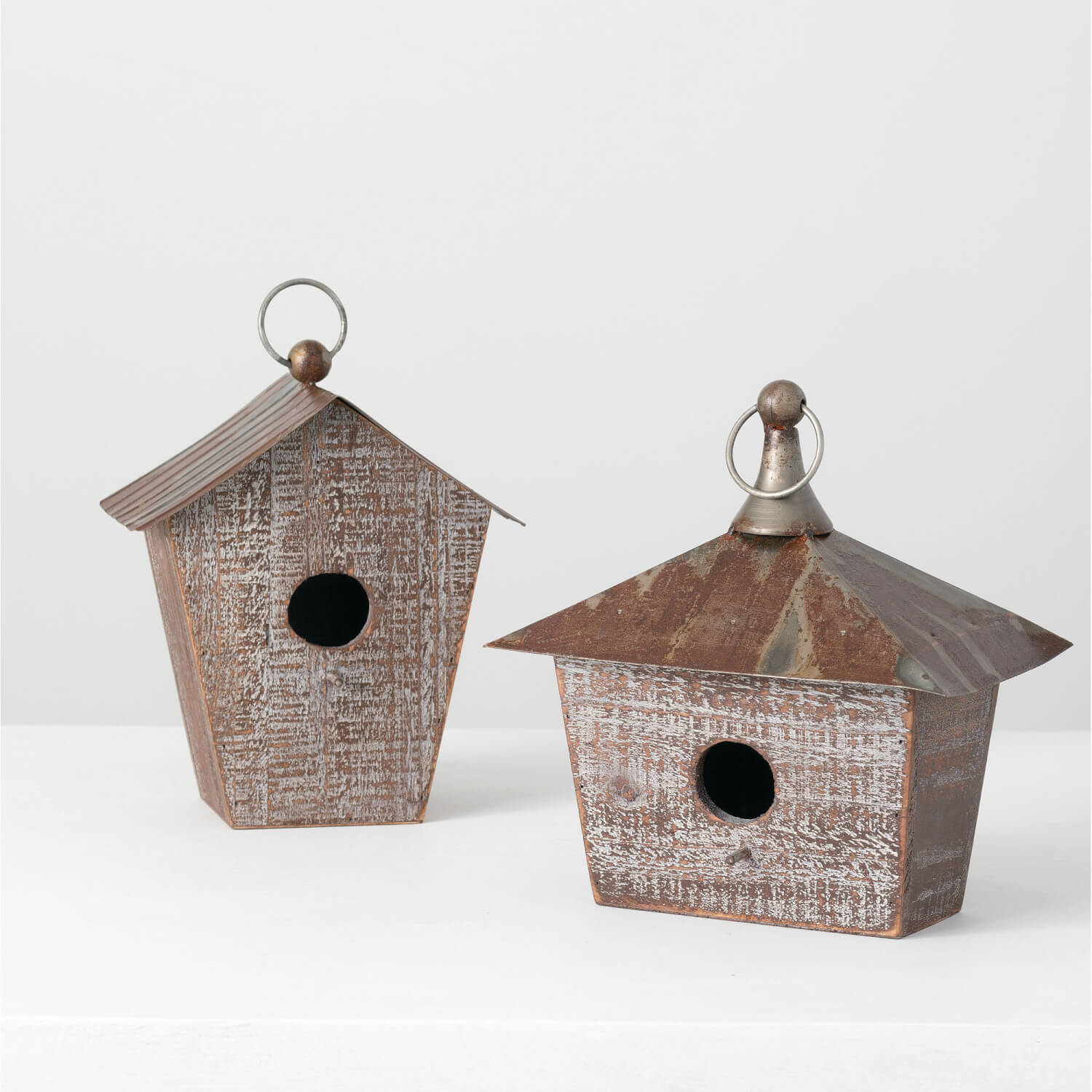 VINTAGE BIRDHOUSE SET OF 2