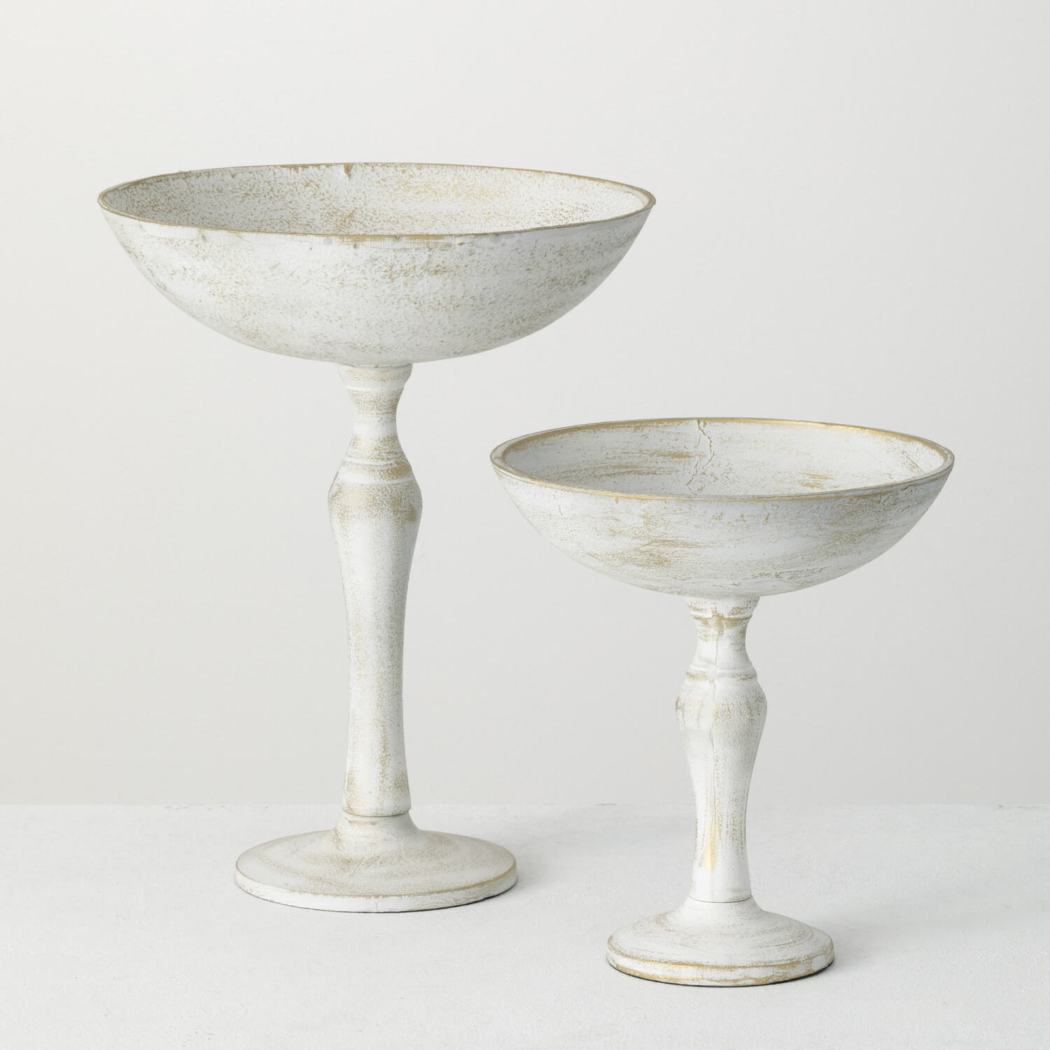 RUSTIC WHITE PEDESTALS SET 2