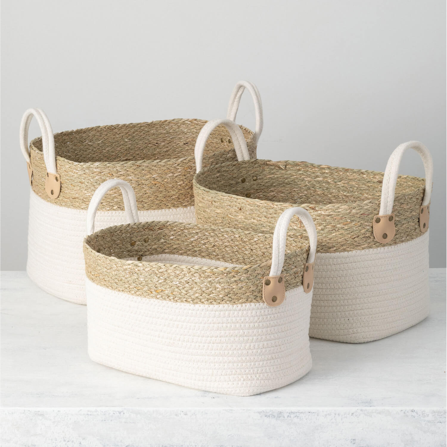 WOVEN STRAW BASKET SET 3