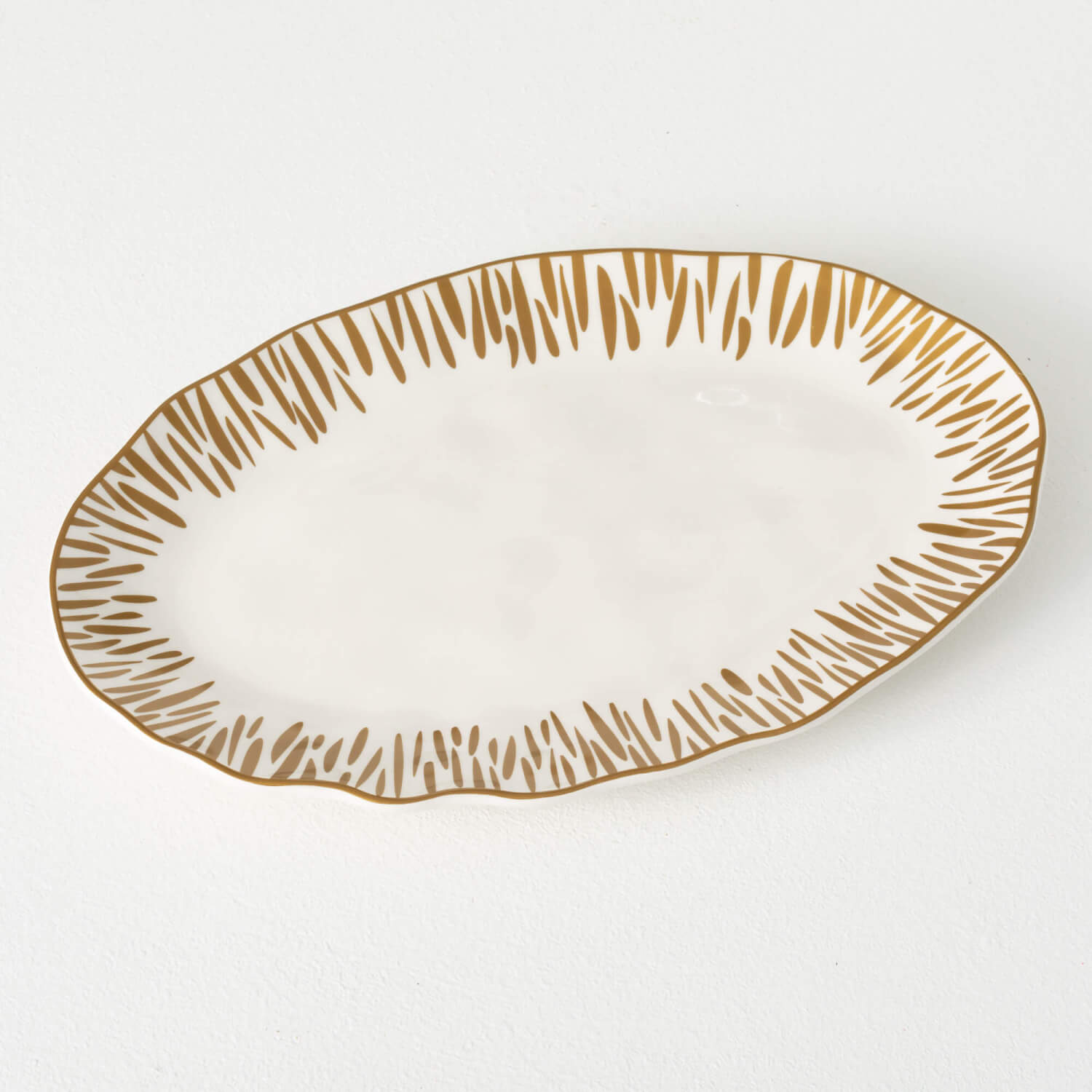 ORNATE GOLD TRIM PLATTER