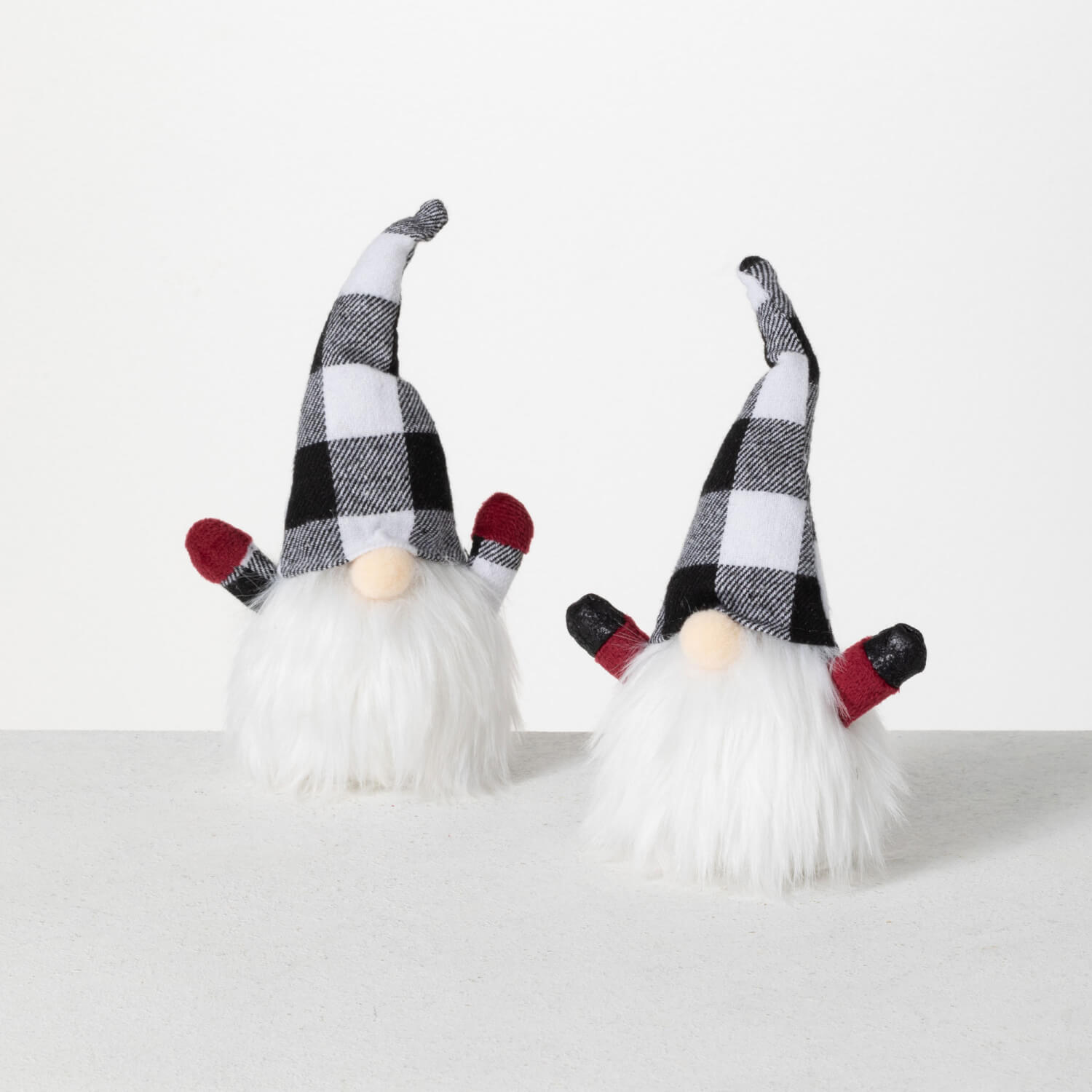 SMALL PLAID GNOMES 2 ASST