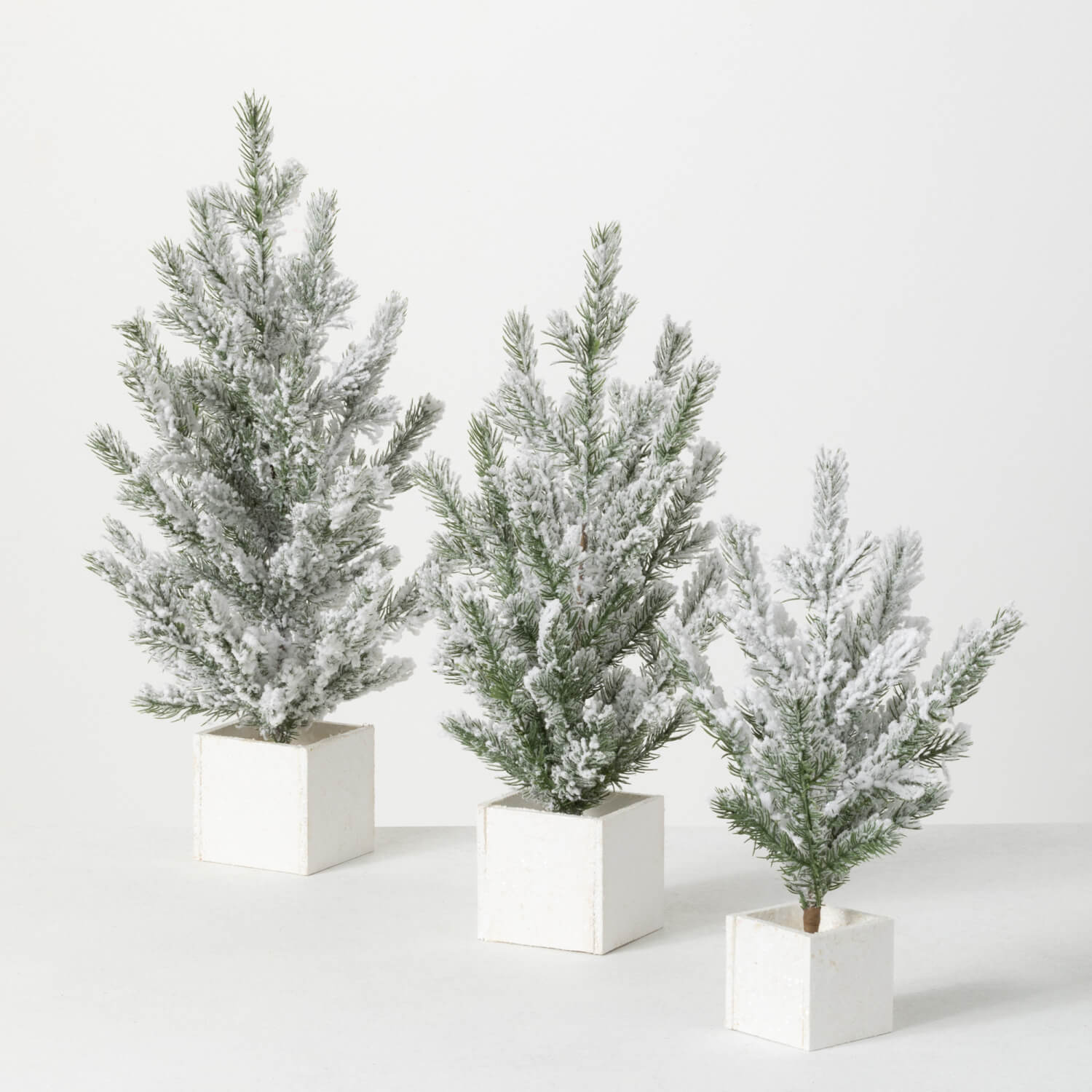 SNOWY PINE TREE Set 3